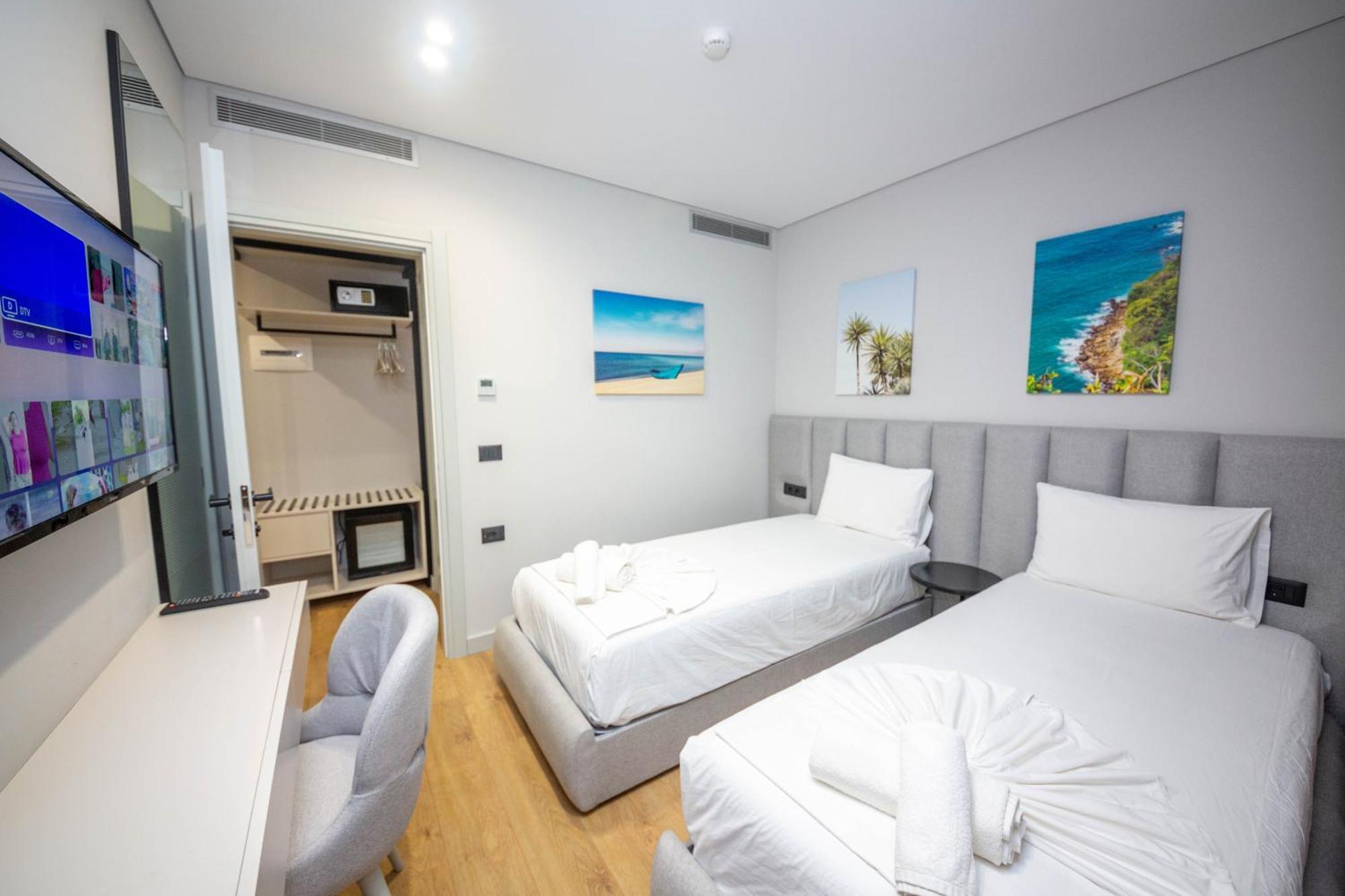 Hotel Sole Mare Ksamil Habitación foto