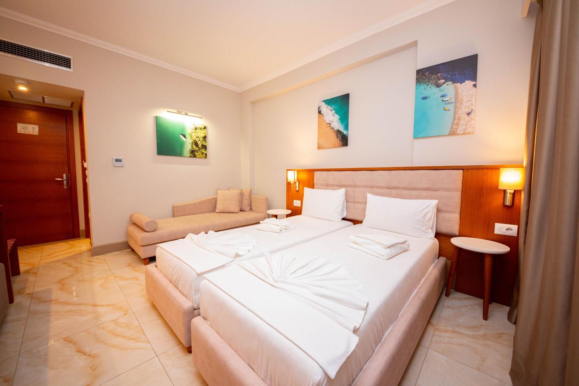 Hotel Sole Mare Ksamil Habitación foto